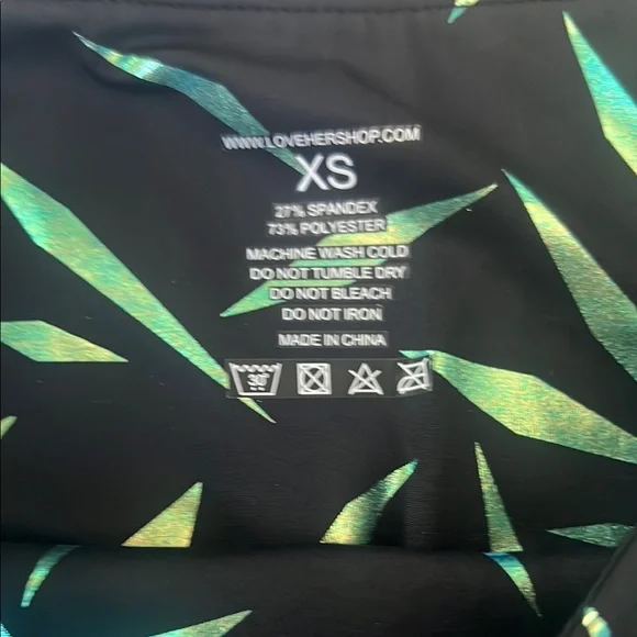 Black and green Patterned Leggings - Picture 3 of 4